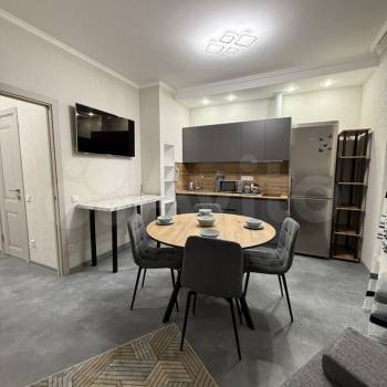Сдается 1-комнатная квартира, 46 м²
