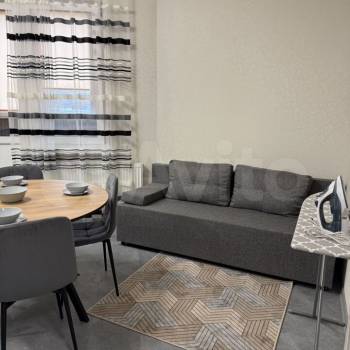 Сдается 1-комнатная квартира, 46 м²