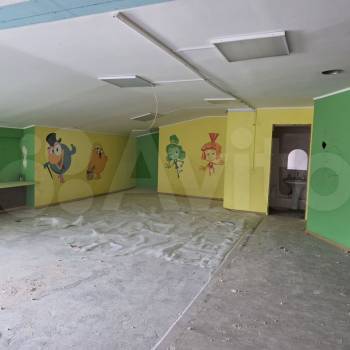 Продается Нежилое помещение, 370 м²