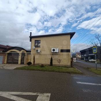 Продается Дом, 240 м²