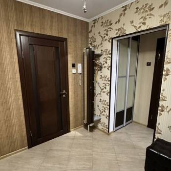 Сдается 2-х комнатная квартира, 65 м²