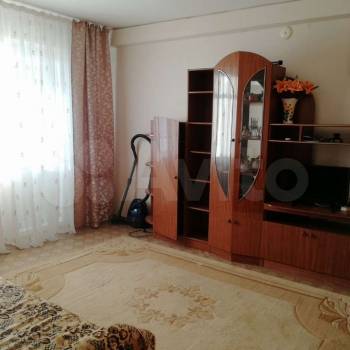 Сдается 1-комнатная квартира, 35 м²