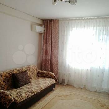 Сдается 1-комнатная квартира, 35 м²