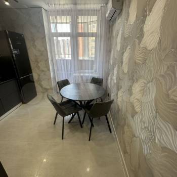 Сдается 1-комнатная квартира, 40,7 м²