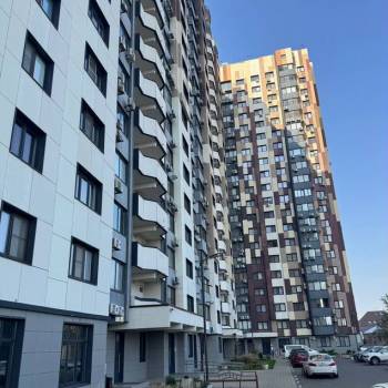 Продается 1-комнатная квартира, 50 м²