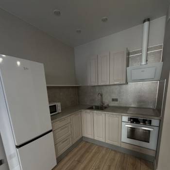 Сдается 1-комнатная квартира, 39 м²