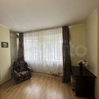 Продается 1-комнатная квартира, 42,4 м²