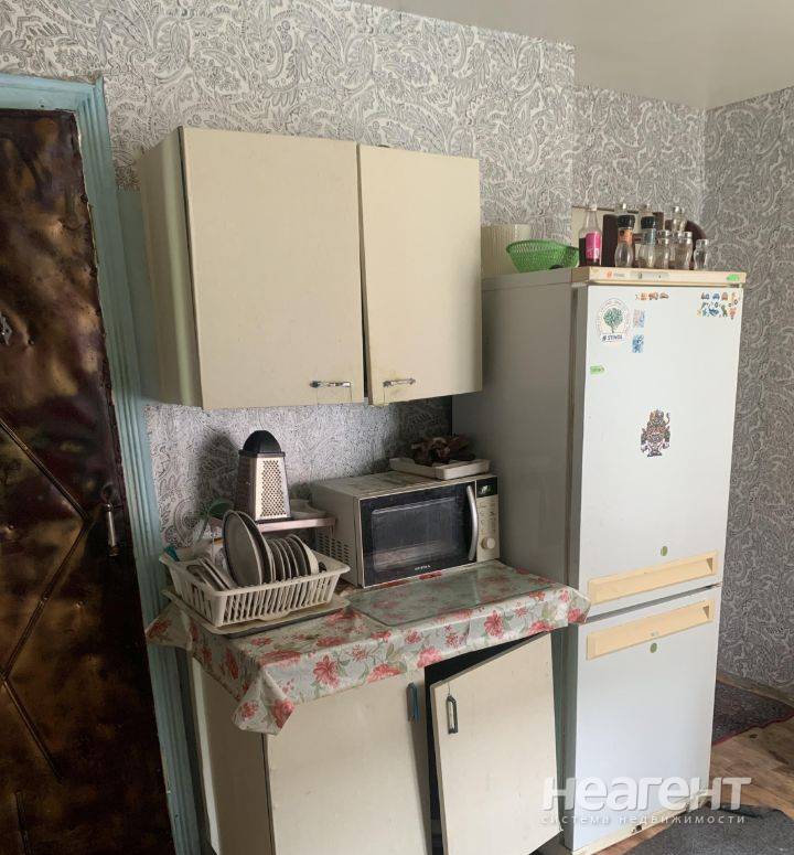 Сдаю изолированную комнату, ул. Фабричная