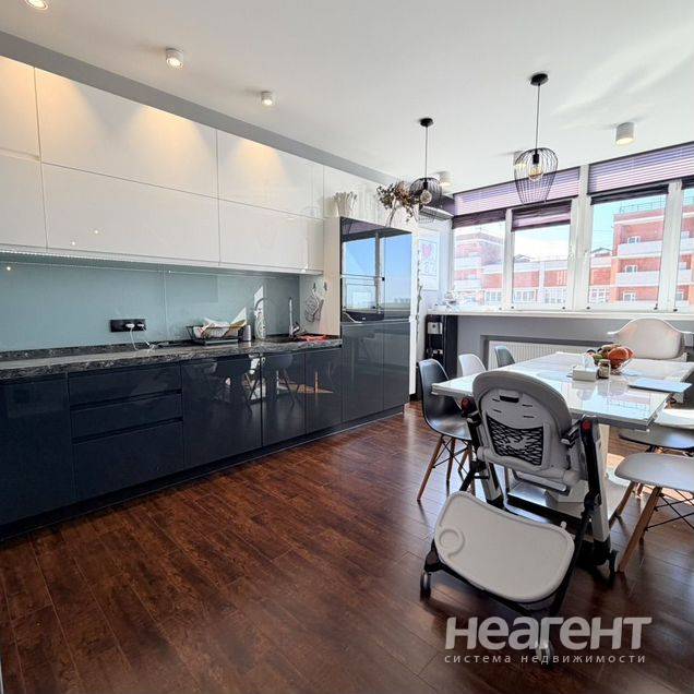 Продажа 3-х комн. квартиры, ЖК на ул. Гаражная (ул. Гаражная)