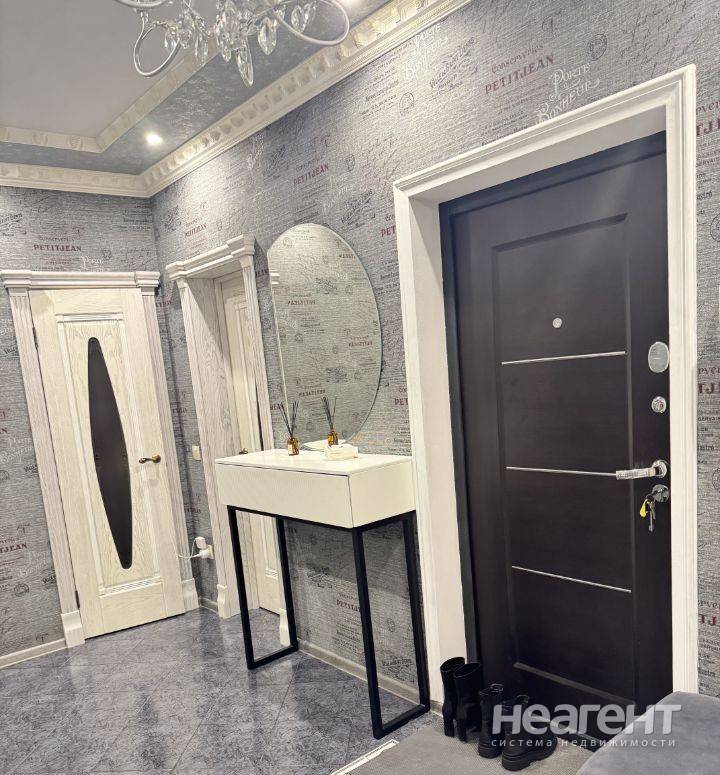 Продаю 2-х комн. квартиру, ЖК Автолюбителей 52 (ул. Автолюбителей)