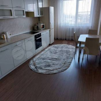 Сдается 2-х комнатная квартира, 81,3 м²