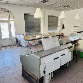 Сдается Нежилое помещение, 140 м²