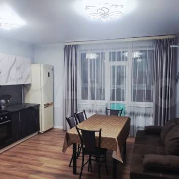 Сдается Многокомнатная квартира, 645 м²