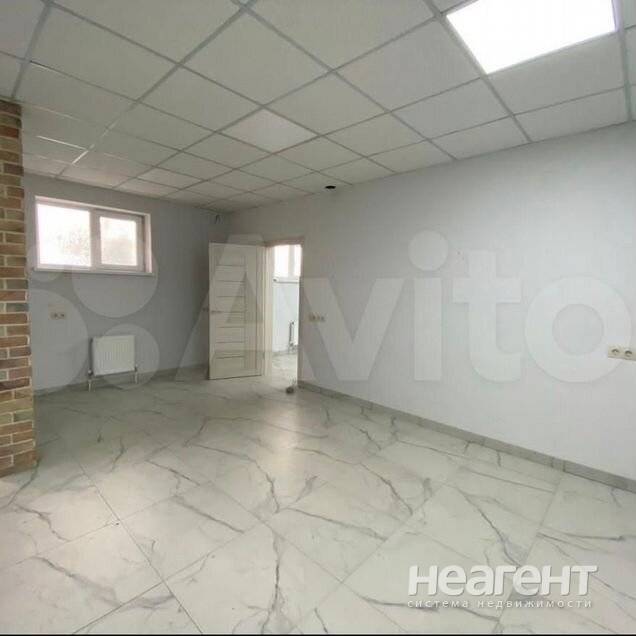 Продам нежилое помещение, ЖК На Красных Партизан, ул. Заполярная