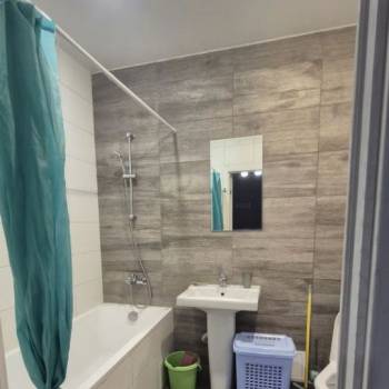 Сдается 1-комнатная квартира, 41 м²