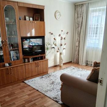Продается 1-комнатная квартира, 35 м²