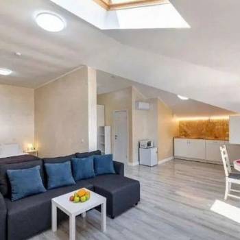 Продается 1-комнатная квартира, 53,5 м²