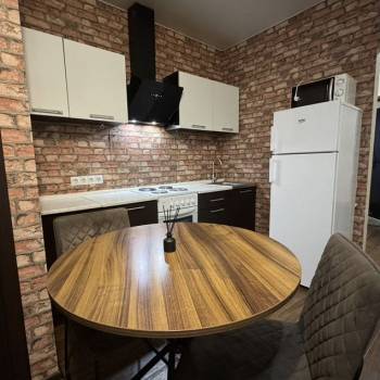 Сдается 1-комнатная квартира, 41,7 м²