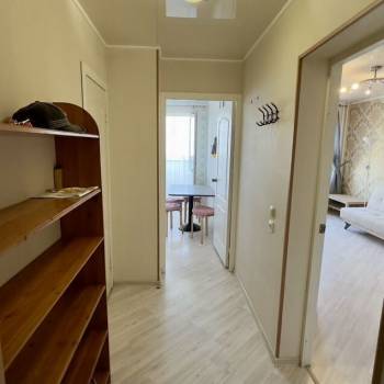 Продается 1-комнатная квартира, 35 м²