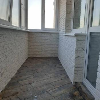 Продается 1-комнатная квартира, 42 м²