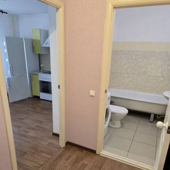 Продается 1-комнатная квартира, 40 м²