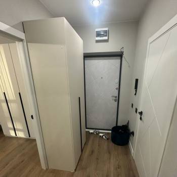 Сдается 1-комнатная квартира, 42 м²