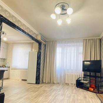 Продается Многокомнатная квартира, 90,1 м²