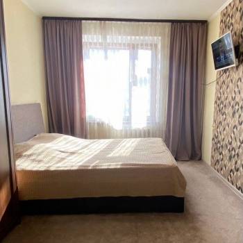 Продается Многокомнатная квартира, 90,1 м²