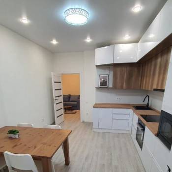 Сдается 2-х комнатная квартира, 73 м²