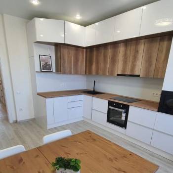 Сдается 2-х комнатная квартира, 73 м²