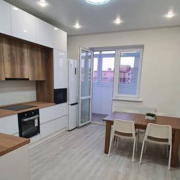 Сдается 2-х комнатная квартира, 73 м²