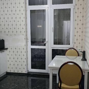 Продается 1-комнатная квартира, 43 м²