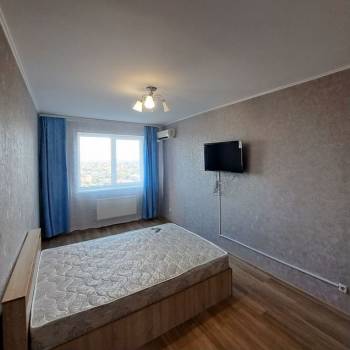 Сдается 1-комнатная квартира, 47 м²