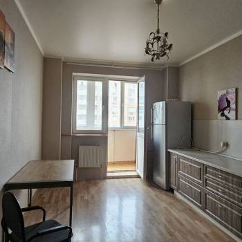 Сдается 1-комнатная квартира, 52 м²