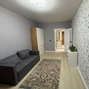 Сдается 1-комнатная квартира, 43 м²