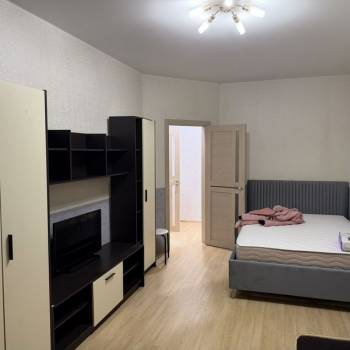 Сдается 1-комнатная квартира, 37 м²