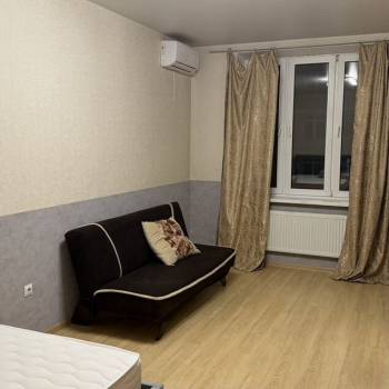 Сдается 1-комнатная квартира, 37 м²