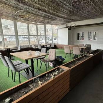 Сдается Торговое помещение, 250 м²