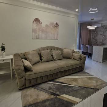 Сдается 1-комнатная квартира, 55 м²