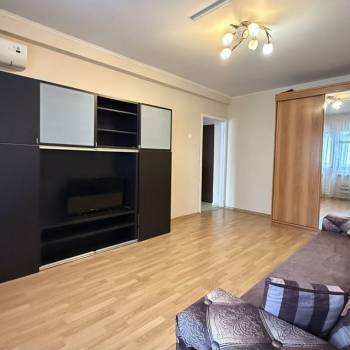 Сдается 2-х комнатная квартира, 50 м²