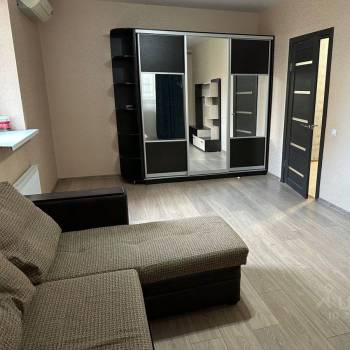 Сдается 1-комнатная квартира, 37 м²