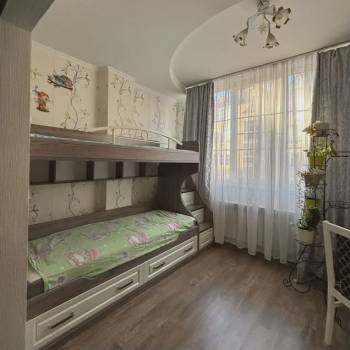 Сдается 1-комнатная квартира, 46 м²