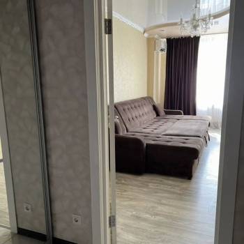 Сдается 1-комнатная квартира, 42 м²