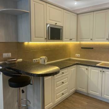 Сдается 1-комнатная квартира, 42,2 м²