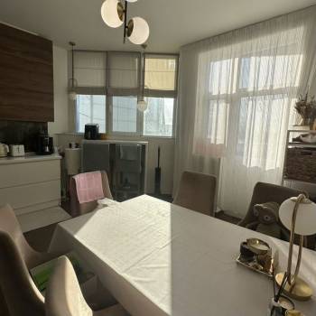 Продается 3-х комнатная квартира, 97,5 м²