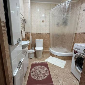 Продается 1-комнатная квартира, 35 м²