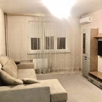 Сдается 1-комнатная квартира, 37,7 м²