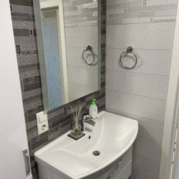 Сдается 1-комнатная квартира, 43 м²