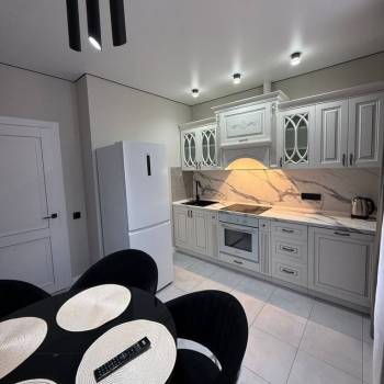 Продается 1-комнатная квартира, 41 м²