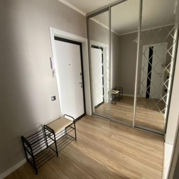 Продается 1-комнатная квартира, 42,5 м²